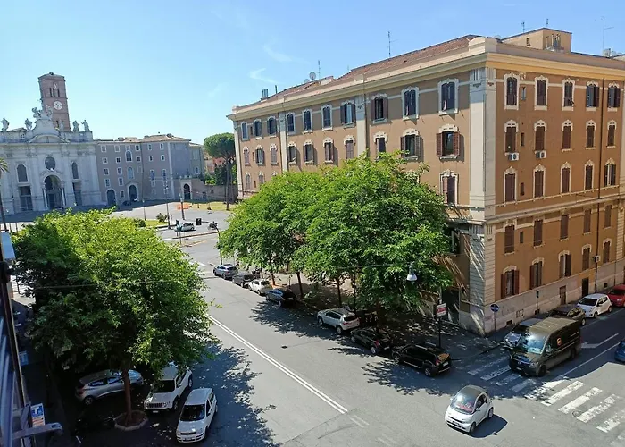 Sunnycornerinrhome Rome